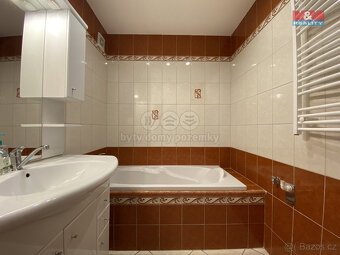 Pronájem bytu 4+1, 81 m², Uherské Hradiště - 2