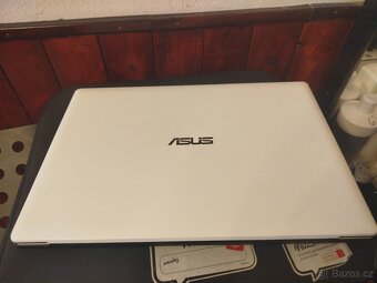 Notebook Asus X553m (Intel, 256 GB SSD, 15,6" HD - 2