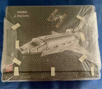 LEGO 10283 NASA raketoplán Discovery - 2