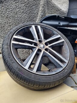 Dobry den, nabízím 17 lité kola z rapida 12 000,- - 2