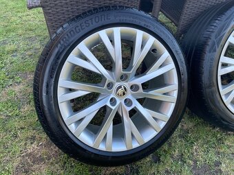 ORIGINÁL letní sada - Alu disky ANTARES Škoda Superb III - 2