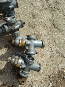 Soubor karburátorů 2x Jawa pérák, 2x Čz 125/150, 1xJawa 250 - 2