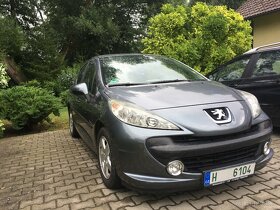 Peugeot 207 1.4 54 kw benzin a 1.6 hdi 9HX nafta - 2