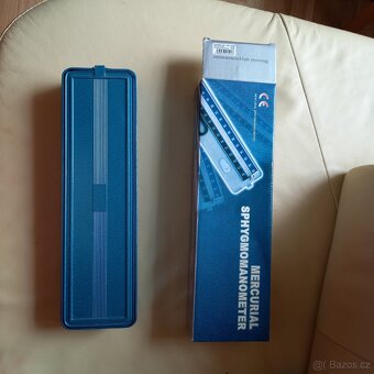 Tonometr s příslušenstvím - 2