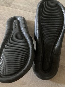 Prodám pantofle Nike nové - 2
