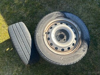 Kola Citroen Jumpy 215/60R16C 103/101T Nokian - 2