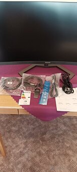 Monitor Philips - 2