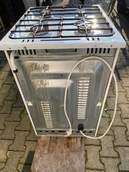 Kombinovaný sporák MORA KS412MW - 2