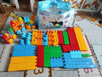 Mega Bloks 190 kusů + Hudební vláček - 2
