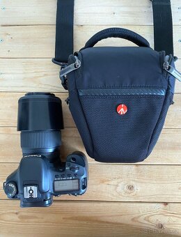 Canon EOS 7D + Sigma 70–300 mm f/4–5.6 Macro - 2