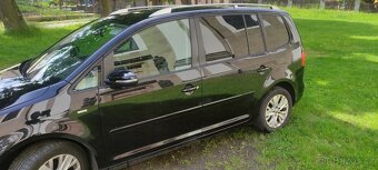 Volkswagen Touran 1.4 TSI, 103 kW, 7 míst, r. v. 2013 - 2
