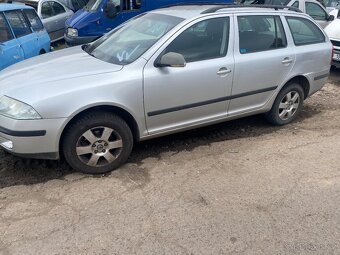Škoda Oč 2 před fac barva 9156 (vombi) - 2