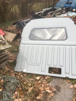 Ford Transit - dělící příčka - 2