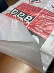 100ks v balení novy Azbest, eternit pytel 70x110 cm,dobírku - 2