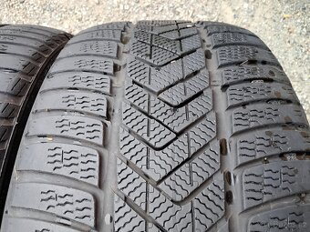 275/40/21 107v Pirelli - zimní pneu 2ks RunFlat - 2