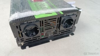 Měnič napětí z 24V na 230V, 3000W/6000W Green Cell INV21 - 2