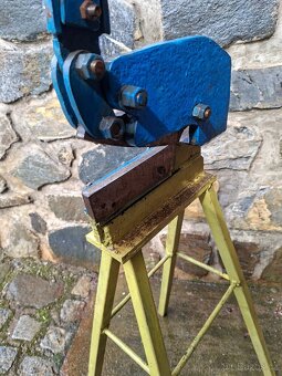 Prodám pákové nůžky na plech - 2