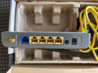 Router Tenda W311R+ - 2