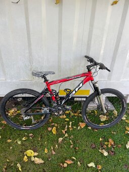 Sjezdové horské kolo - 2