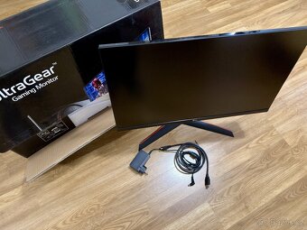 IPS monitor LG LED 27GL850 27 palcu, 2560 x 1440, 144 Hz - 2