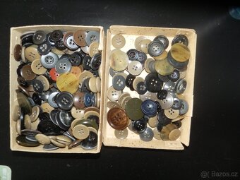 retro knoflíky 400ks - 2