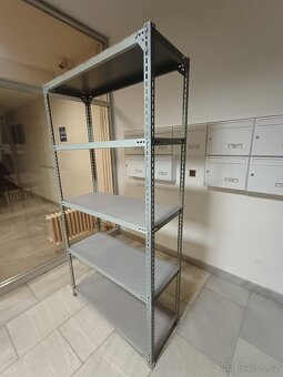 Prodáme celokovový šroubovaný regál - 2