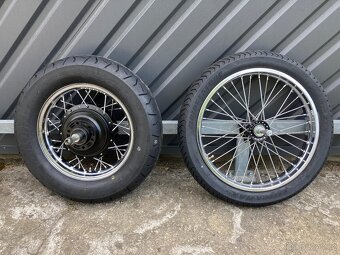 Kola Suzuki LS 650 Savage - 2