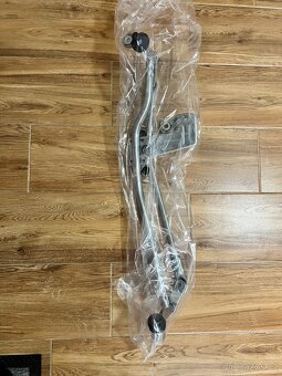 Mechanismus předních stěračů - 2