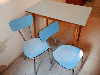 Kuchyňský stůl + 2 židle ,ČSSR 1980 - 2
