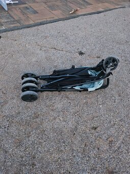 Golfový kočárek - 2