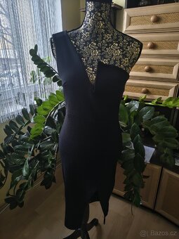 Luxusní asymetrické šaty - 2