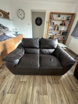 Prodám koženou soupravu gauče - 2