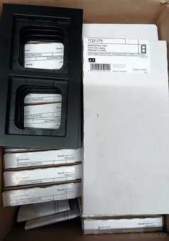 Krycí rámeček Busch-axcent - 2