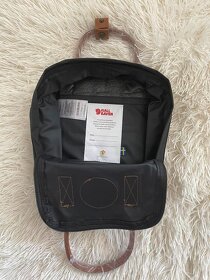 Batohy Fjällräven Kanken černý s hnědými prvky 7L - 2