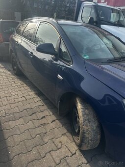 Opel Astra - 2