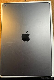 Apple iPad 8 gen 2020 (A2270) 32gb s kabelem krabice Cena - 2