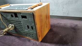 Rádio Tesla 323 A v.1 - 2