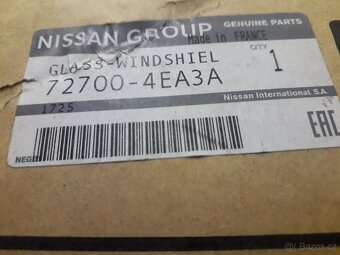 Nissan Qashqai - čelní sklo - 2
