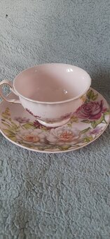 Prodám porcelán - konvici a hrníčky - 2