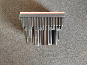 Nový originální vzduchový filtr box Peugeot - 2