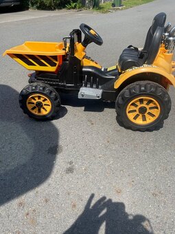 Traktor elektrický - 2