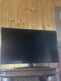 Led televize Samsung UE42F5000 + set-tob box zdarma - 2