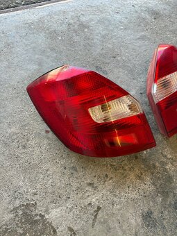 Fabia 2 zadní světla - 2