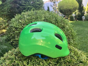 Dětská helma ABUS Smiley Butterfly – vel. M (50–55 cm), svít - 2