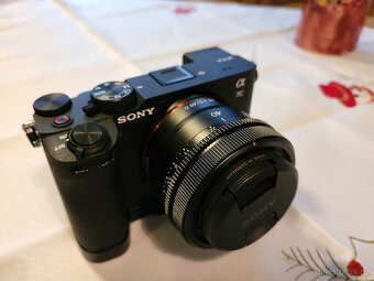 Sony Alpha 7C II Černý, pouze 97 snímků, jako nový + balení - 2