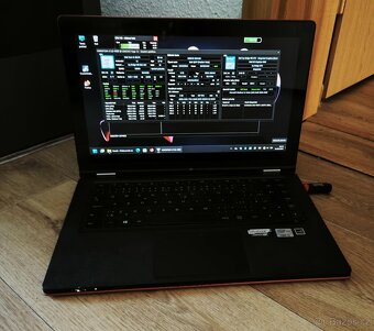Dotykový 13,3" Lenovo, Windows 11 - 2