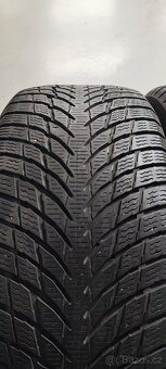 235/45/18 Nokian WR Snowproof, 1322, 6.8mm-6.5mm - 2