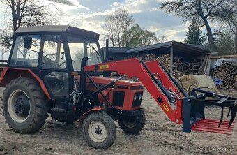 MONTÁŽ ČELNÍHO NAKLADAČE NA  ZETOR, JOYSTICK ZDARMA - 2