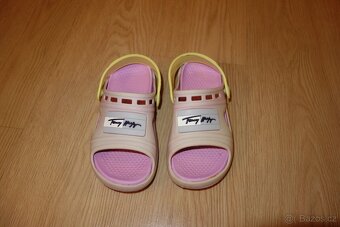 Tommy Hilfiger pantofle v. 27 - 2
