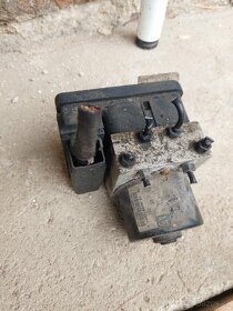 Řídící jednotka Abs 1C0 907 379L - 2